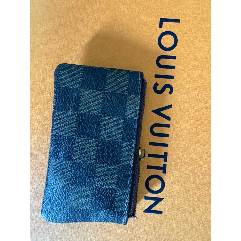 dompet mini lv
