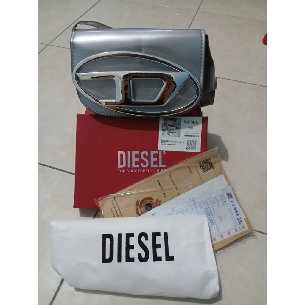 Tas Branded DIESEL ~ Dreamilky PRELOVED