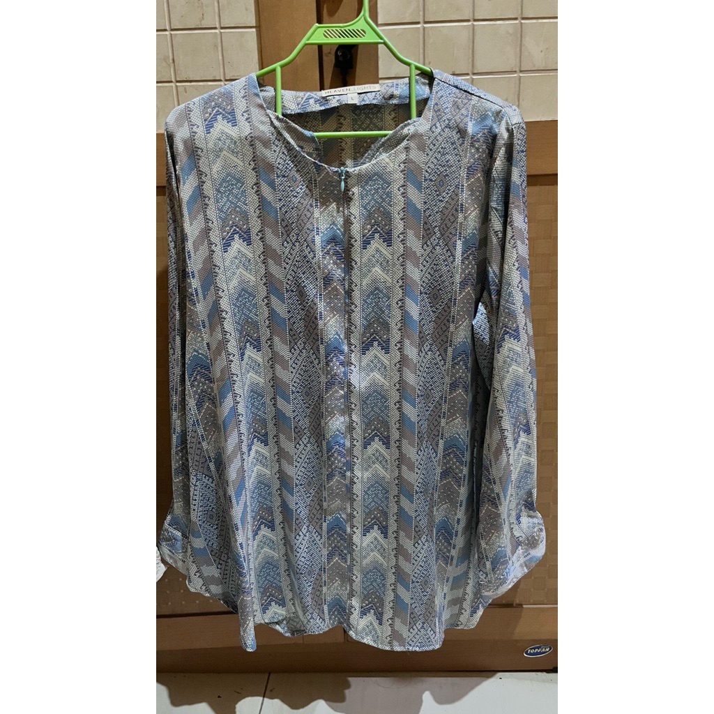 Blouse Heaven Lights