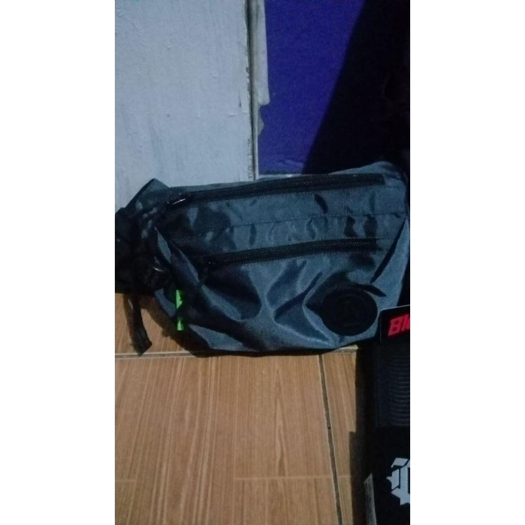 TAS SELEMPANG BLOODS A-CTV