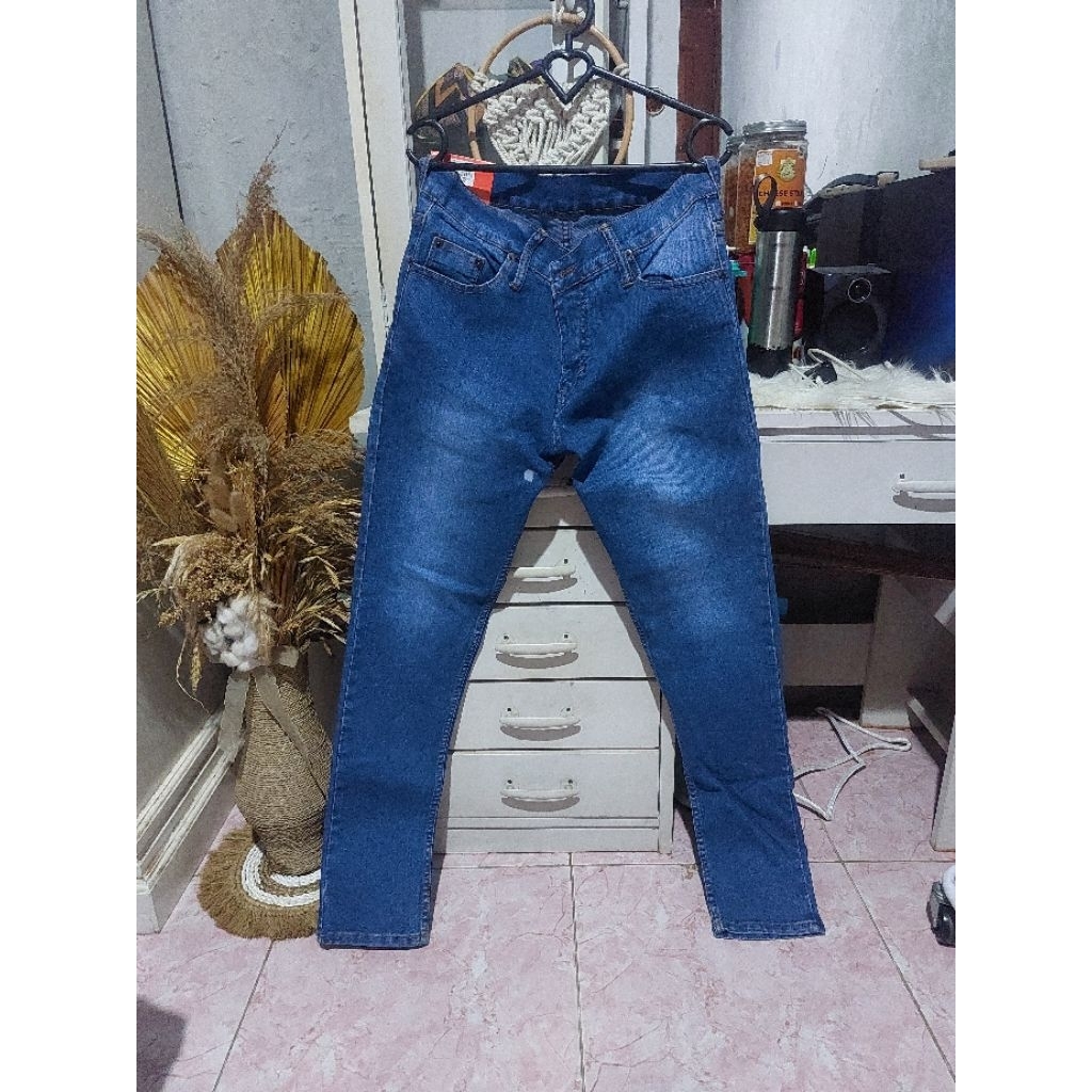 preloved celana jeans lois wanita