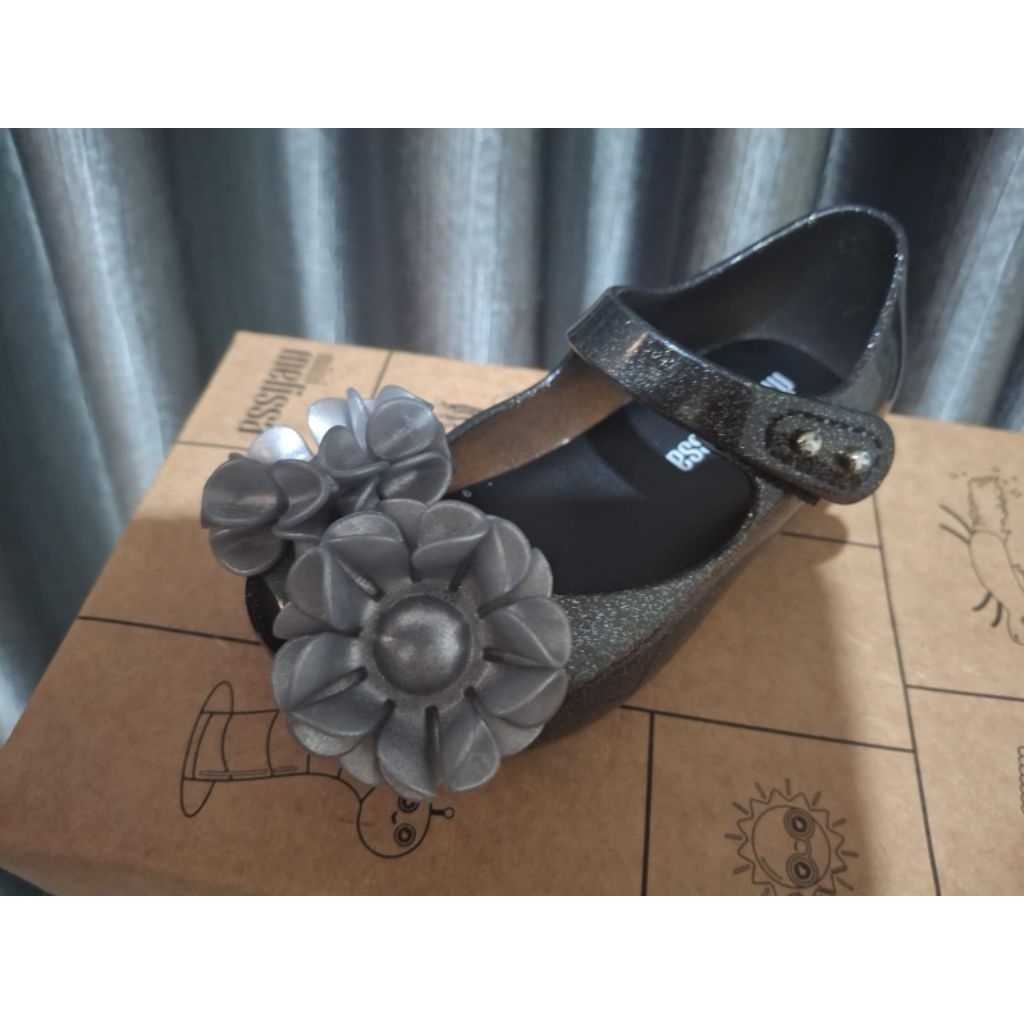 Preloved Mini Melissa Black Size 21