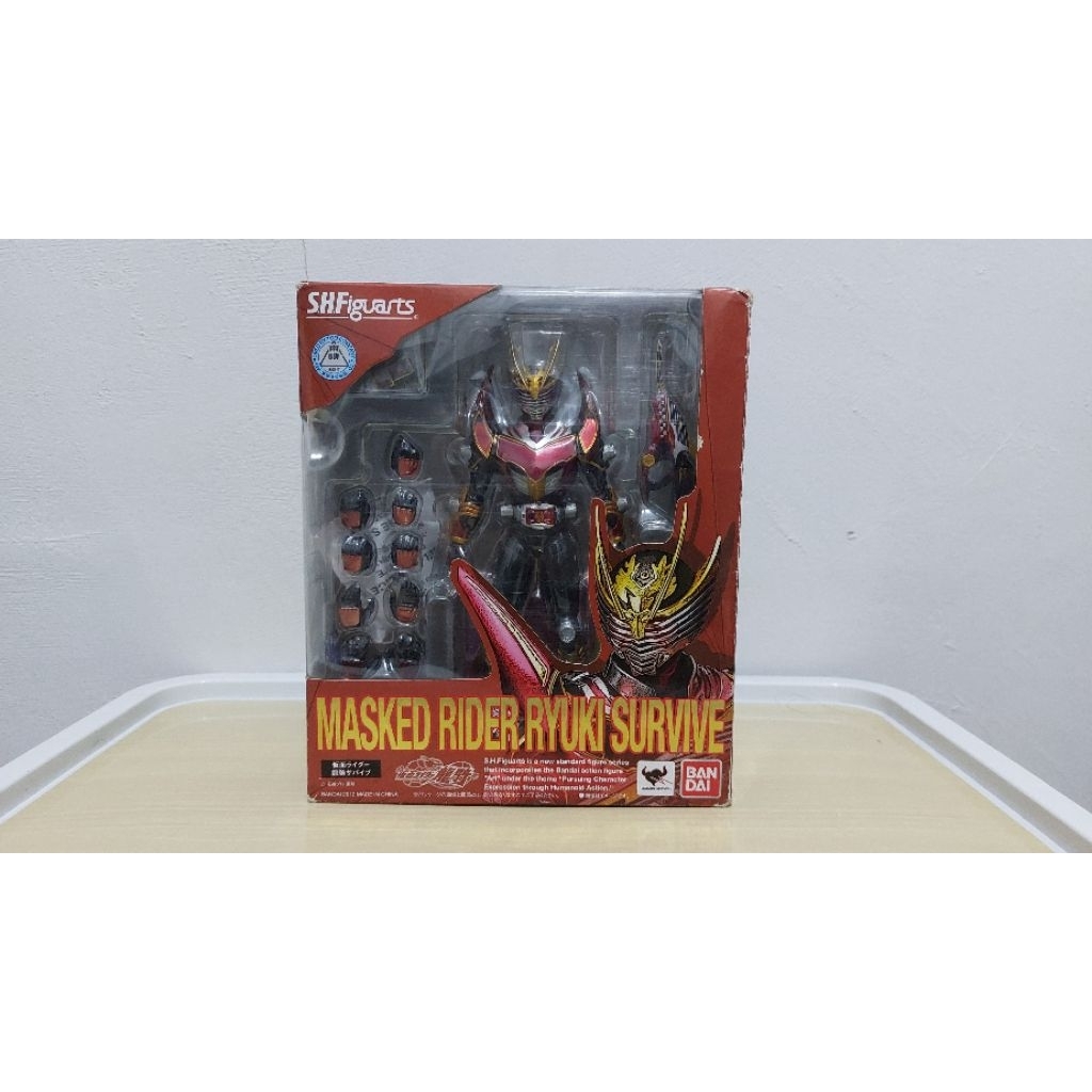 SHF Kamen Rider Ryuki Survive