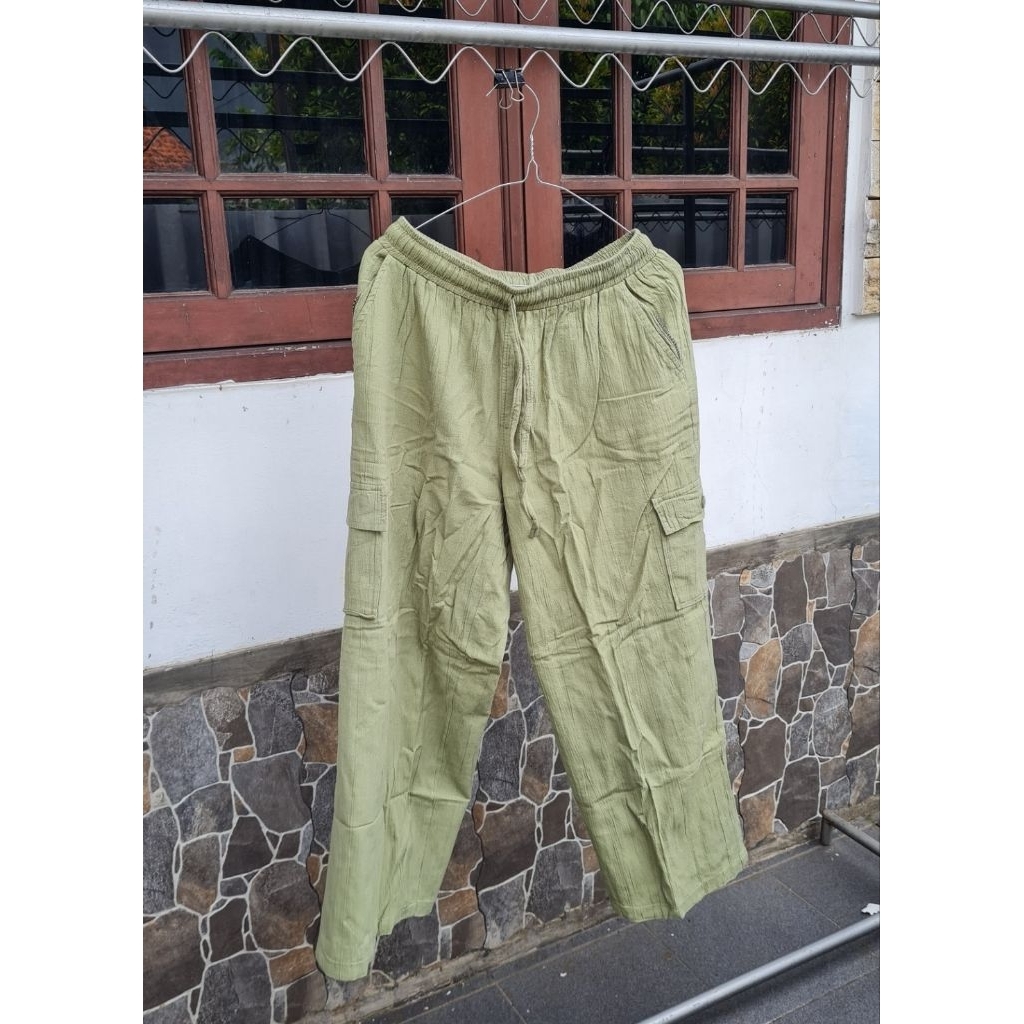 [preloved] celana cargo wanita pinggang karet