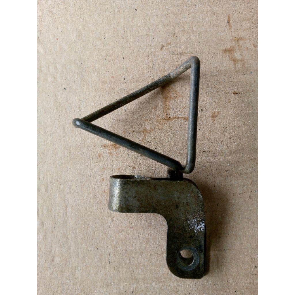 breket tatakan pelindung selang rem depan vixion old original second