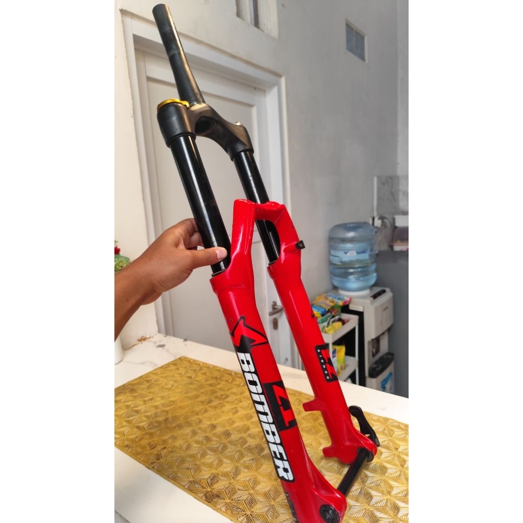 Fork Marzocchi Bomber Z1 27.5 Travel 170 Ta Boost