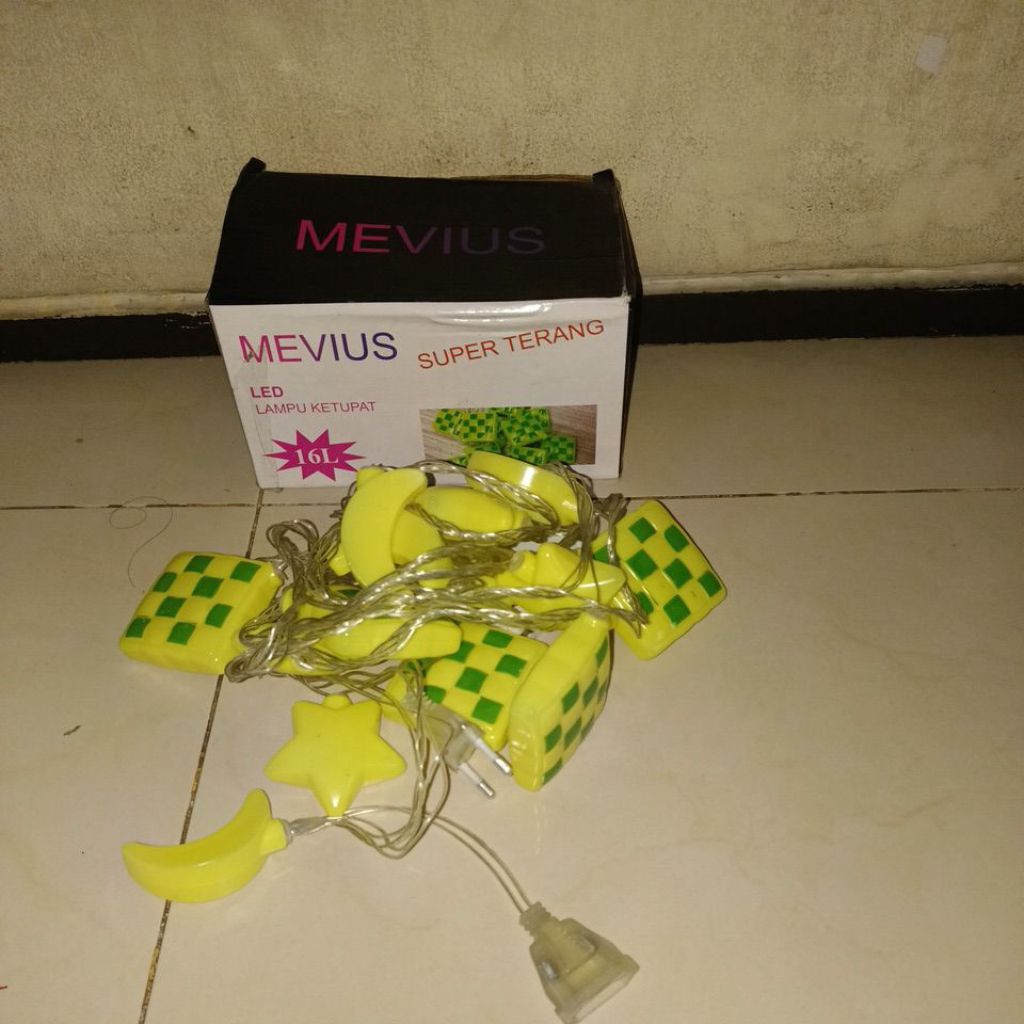 Lampu LED Ketupat 16Lampu Mevius 3M