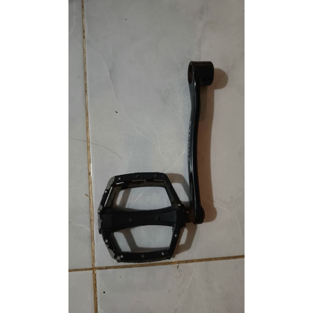 Gear Crankset Crank Gir Gear SepedaLipat Seli Fixie MTB 52T Arm 165 mm Eterna