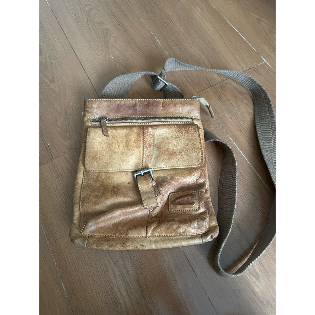 Tas pria merk Camel active preloved