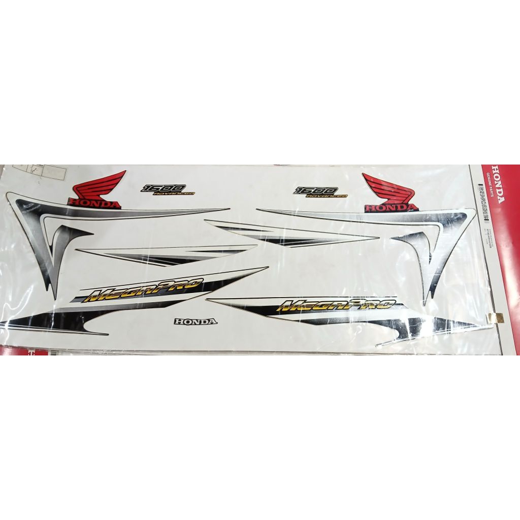 871X0 KEH 610ZB STRIPING BODY MEGAPRO PRIMUS HITAM SILVER ORIGINAL