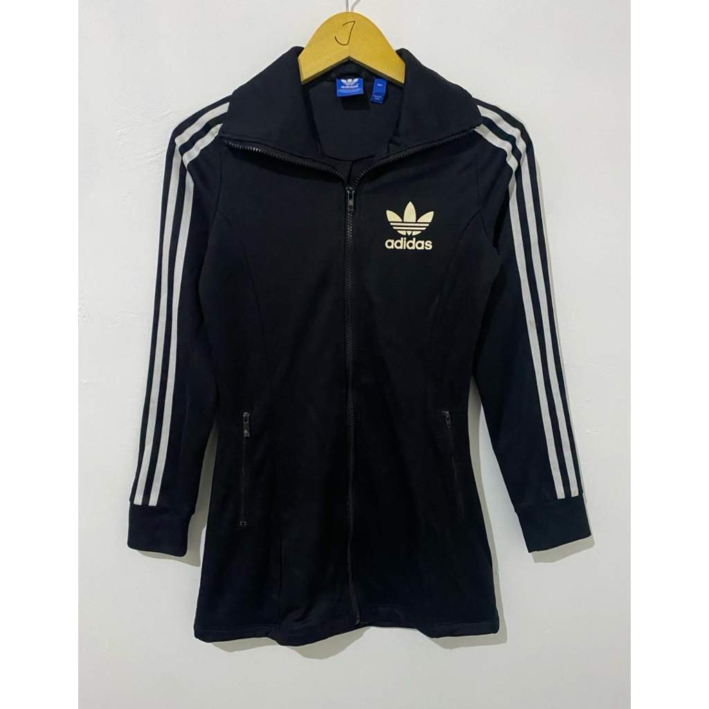 Tracktop Drees Adidas bunga Eropa casual style outfit