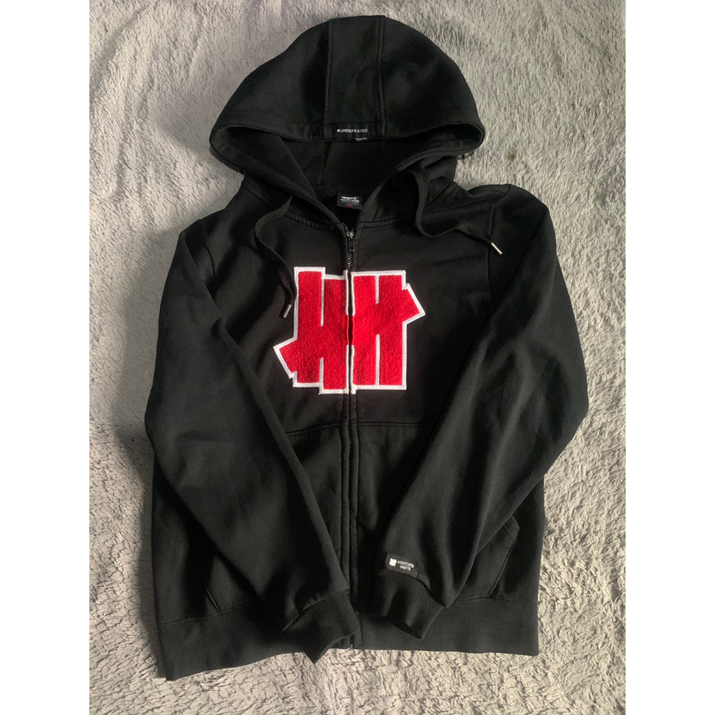 Hoodie Undefeated