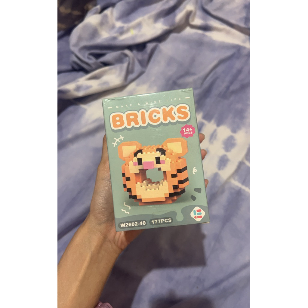 Bricks (Preloved belum pernah dibuka)