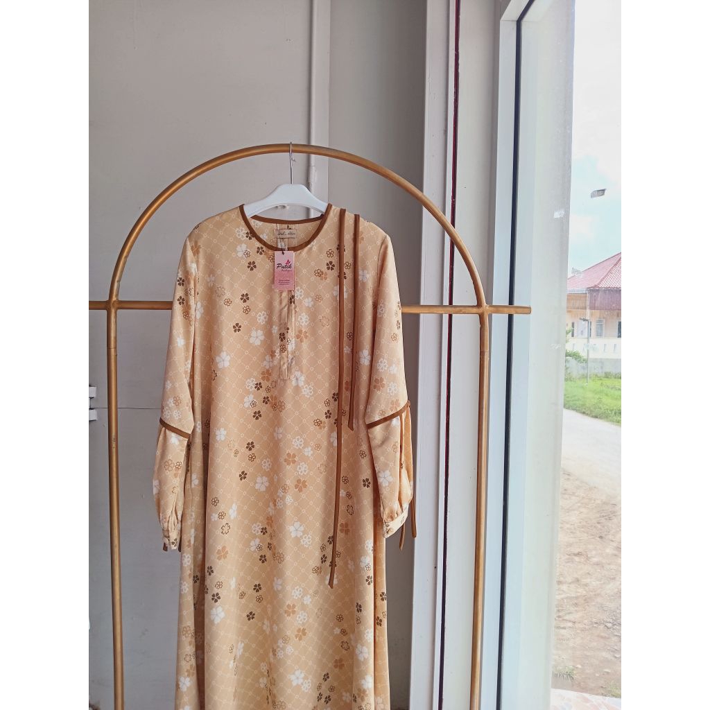 Gamis Coklat Muda by Putik
