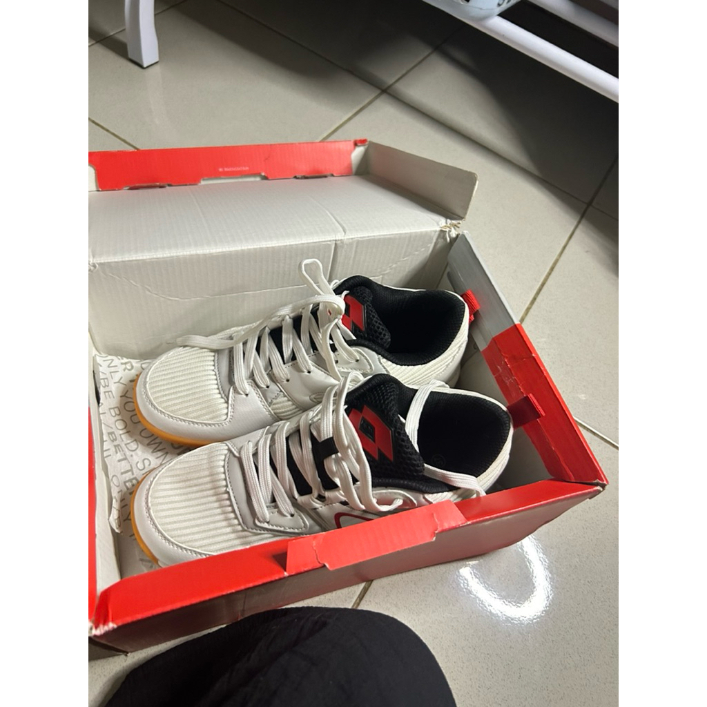 Sepatu Tenis Lotto Bulletin Original