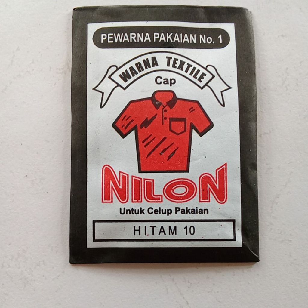 pewarna pakaian warna hitam