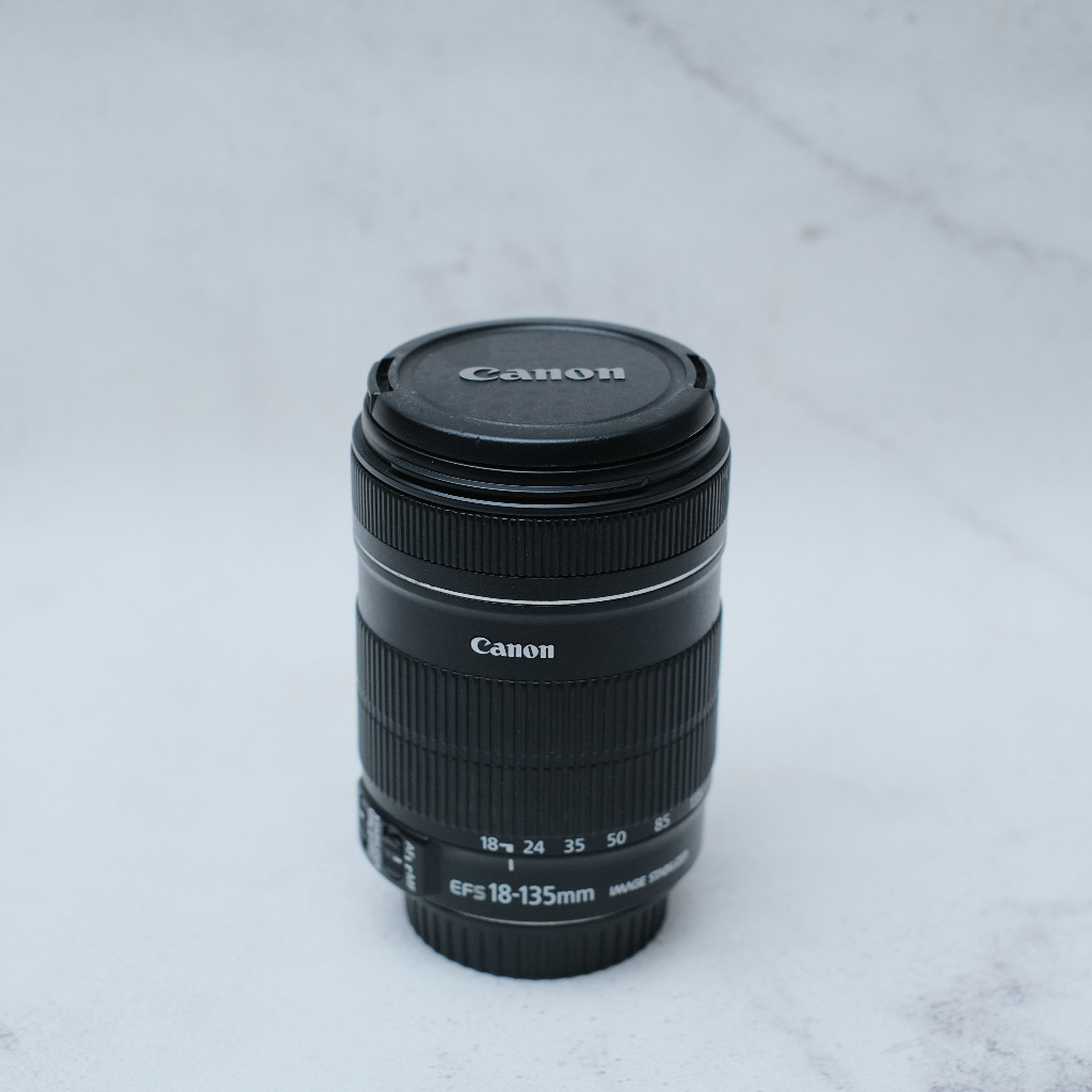 Lensa sapujagat Canon 18-135mm