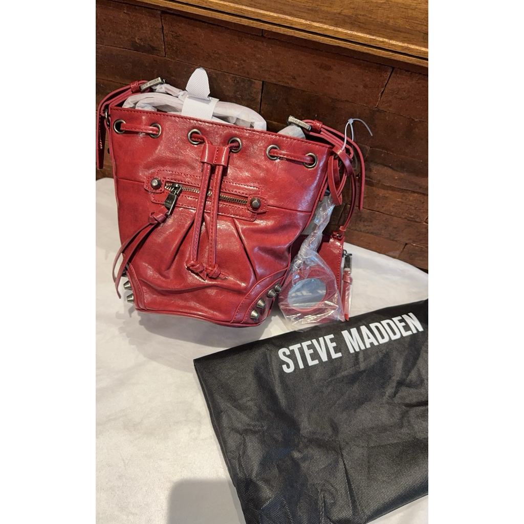 Steve Madden Bvally New Original Authentic