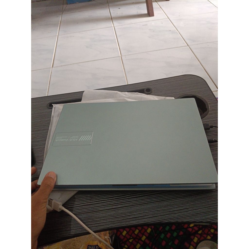 laptop asus go 14 8/256 SSD, ryzen 3 second