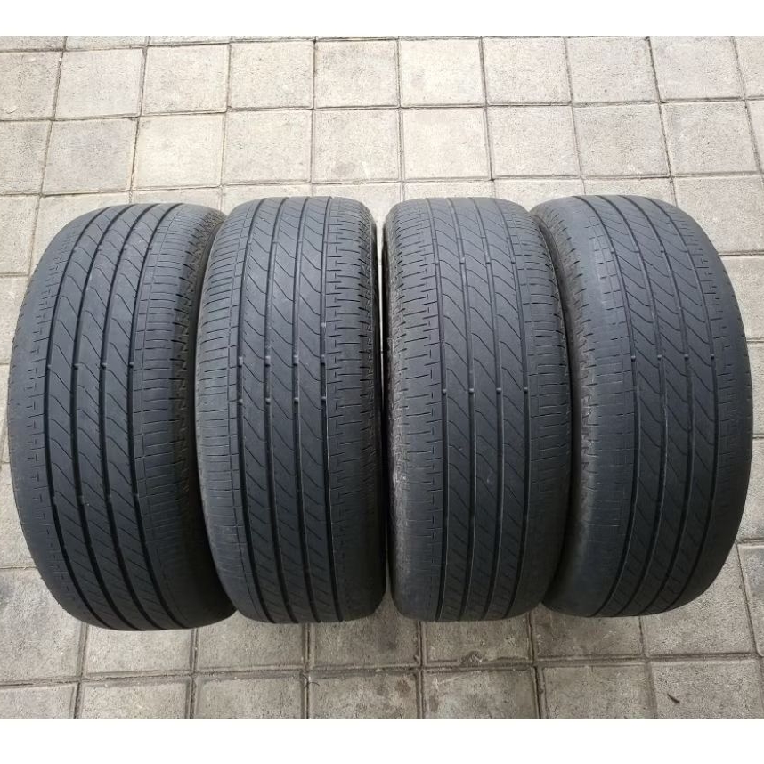 Ban 17 Inch Bridgestone Turanza T005A 215/55 R17 Second 4pcs