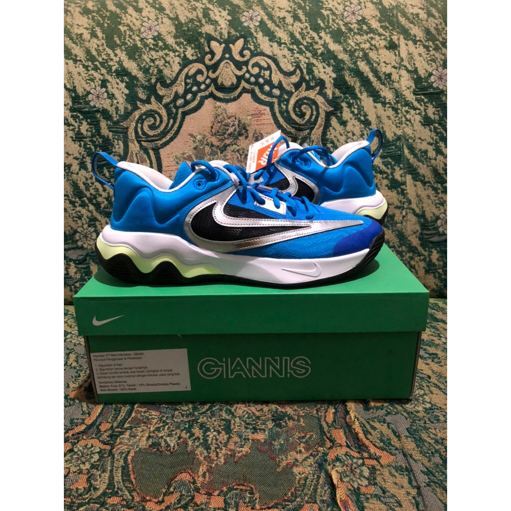 sepatu nike giannis immortality 3 basket /voli size 44 BNIB