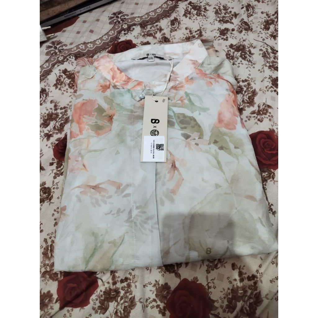 Valvia top jade green as is new BS x Riamiranda