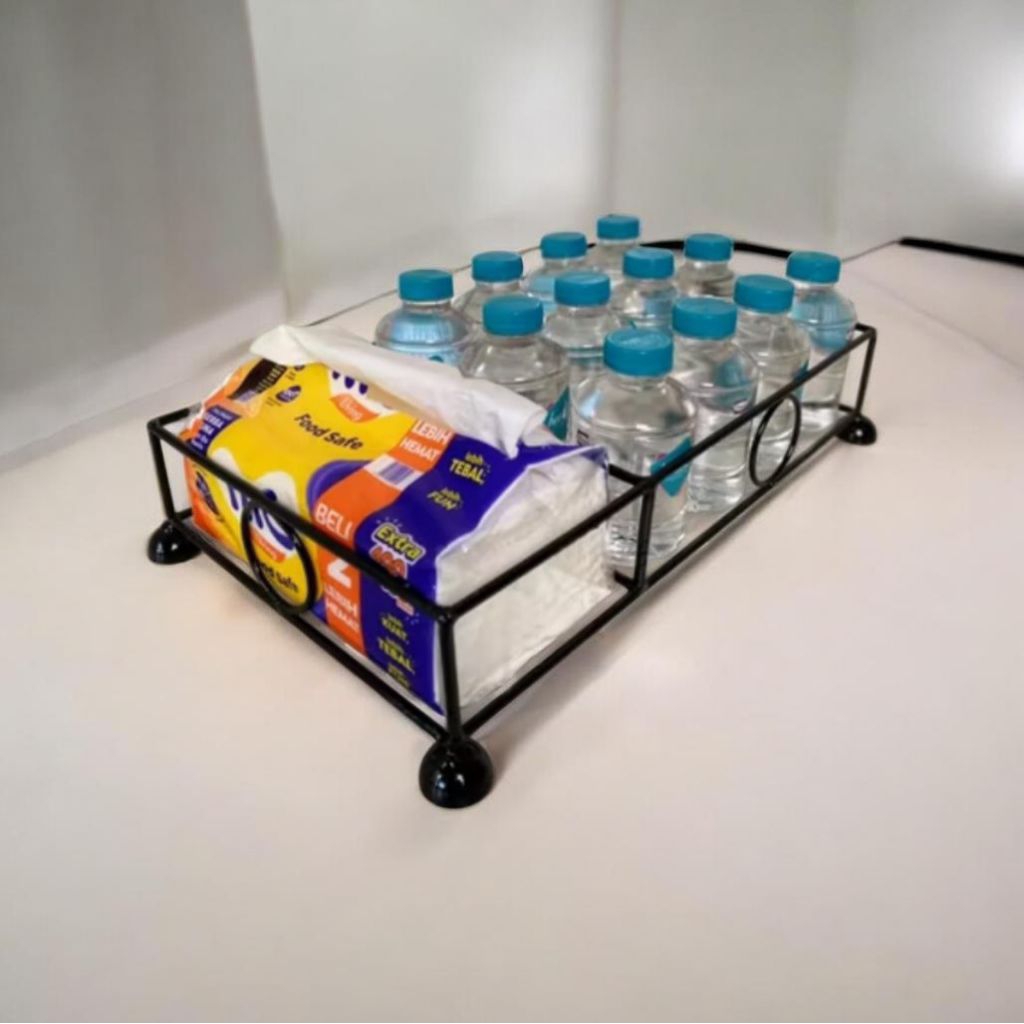 tempat minum kemasan dan tisu lebaran