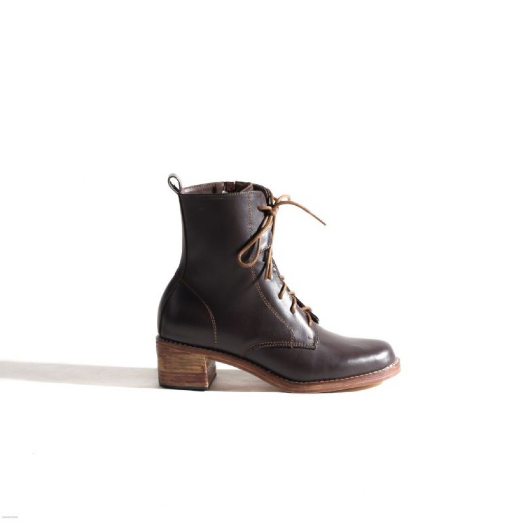 M&T - Sepatu Boots Wanita Sierra Vintage Dark Brown Leather