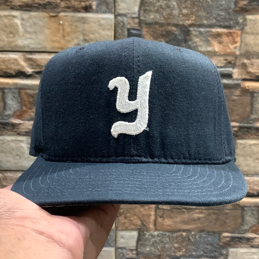 TOPI SNAPBACK VINTAGE NEWERA PROMODEL