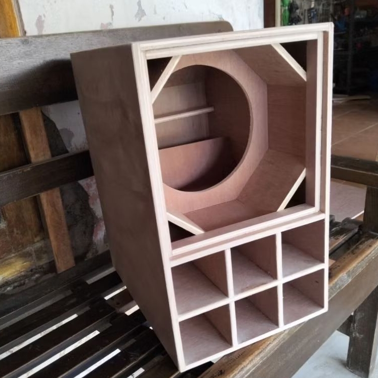 Box Spl boster 6 inch