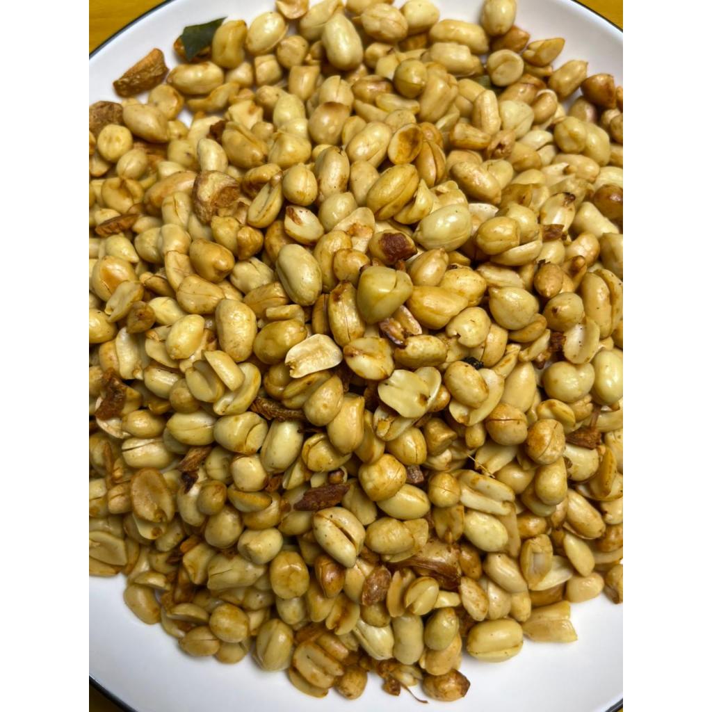 1KG Kacang Bawang goreng kualitas super gurih lezat / Kacang Bawang gurih / Kacang Bawang Lebaran / 