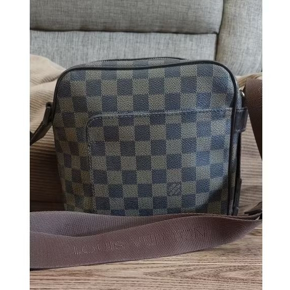 Tas Shoulder /sling Louis Vuitton (second)