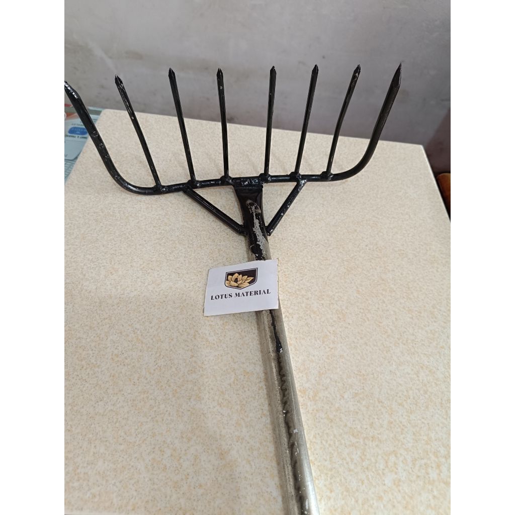 Garukan sampah / garuk sampah / garukan sampah gagang besi tahan lama