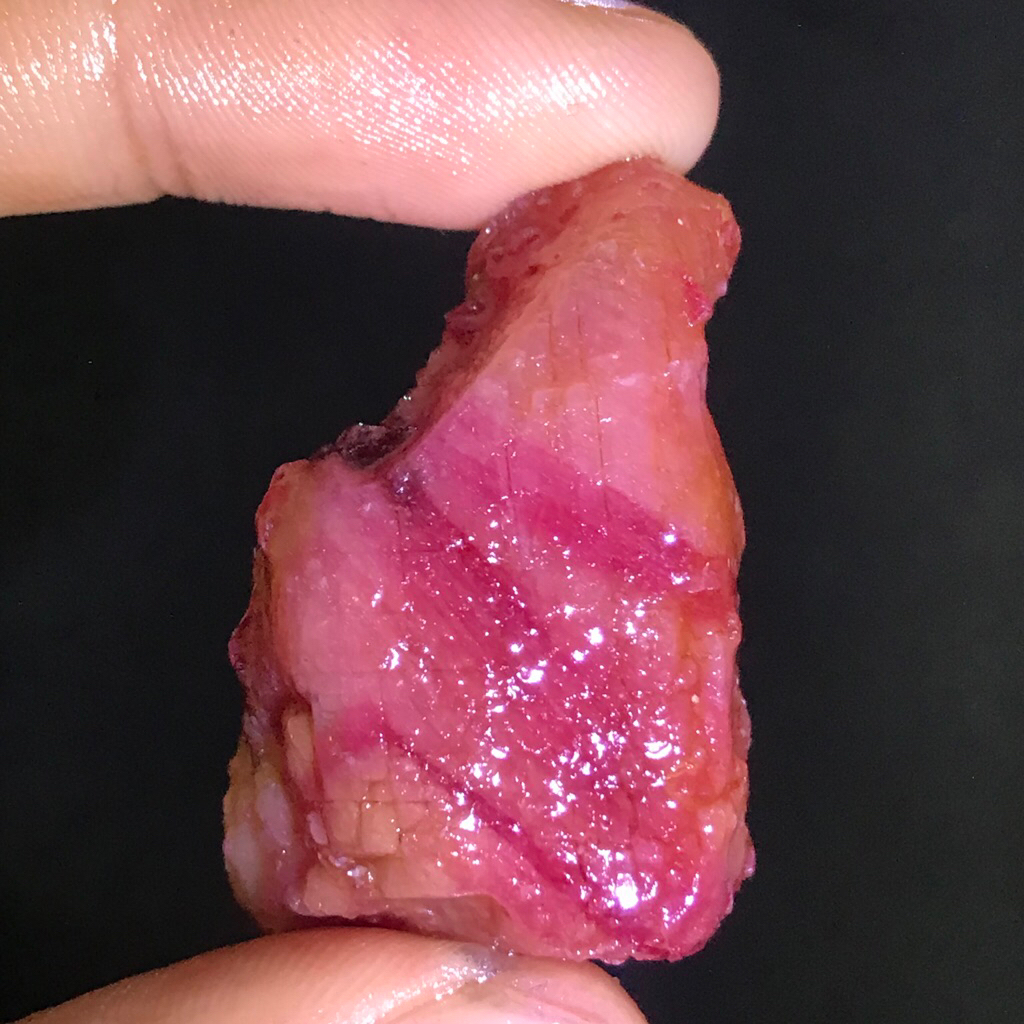 BAHAN RUBY STAR DIM 37 X 25 X 14 MM