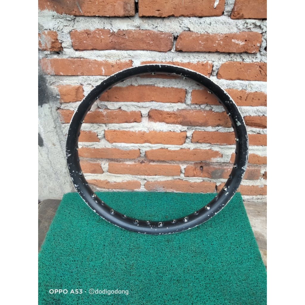 Velg Alumunium Alloy U shape Yoshimura UK. 1.40 x 17 Ring 17 Original