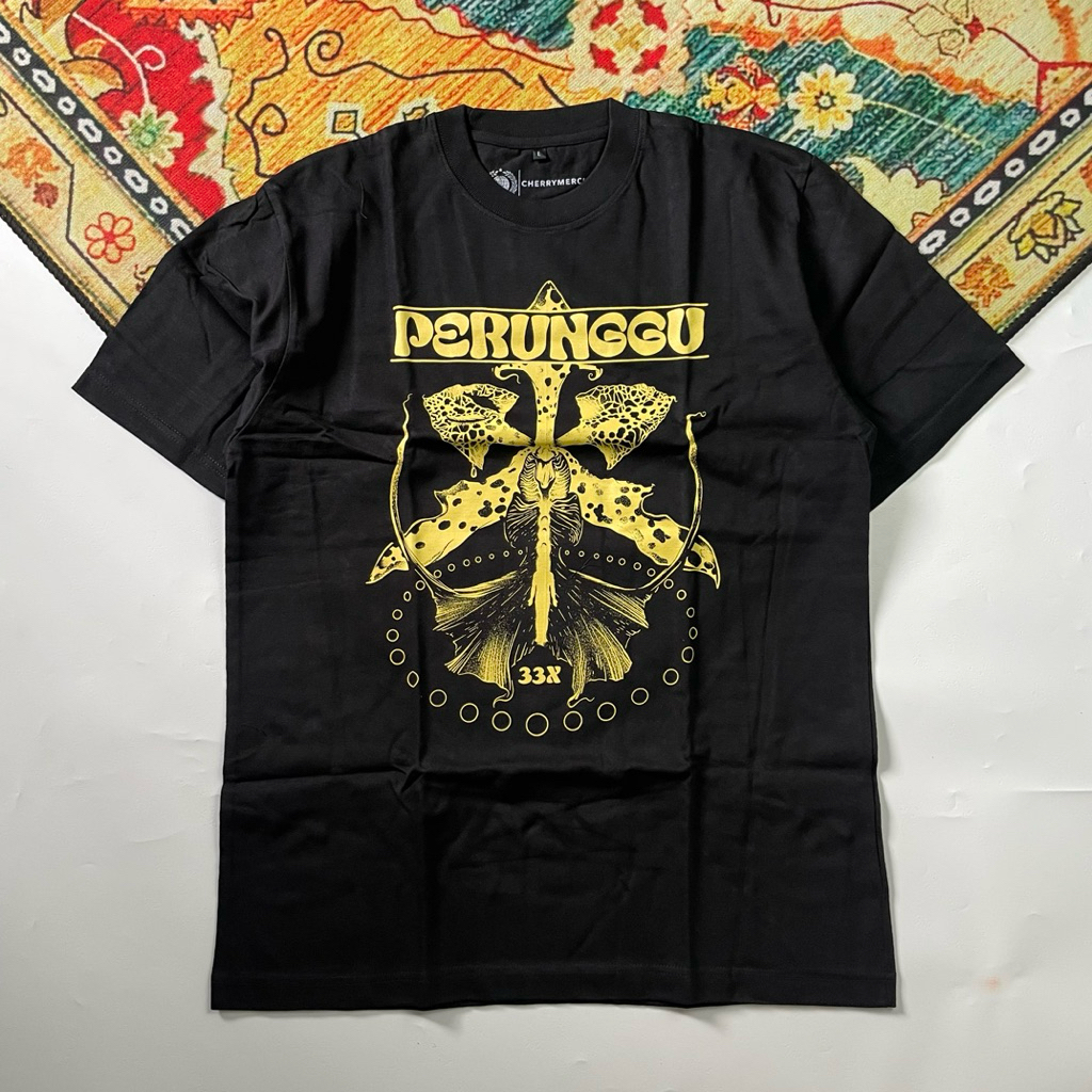 Kaos Band Perunggu "33x" Original Merchandise