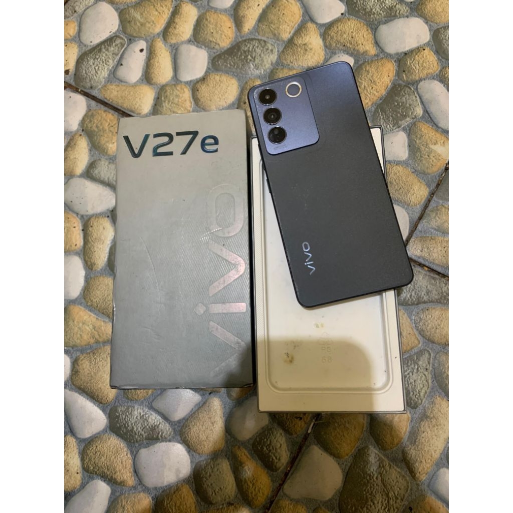 Vivo V27e Ram 8/256GB hp dus (Second)