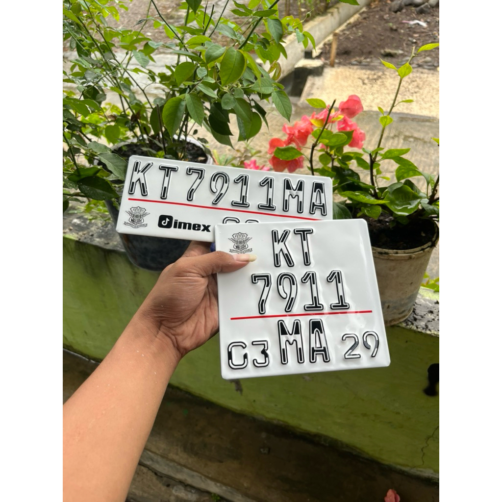 plat nomor custom plat motor matic model vespa kotak