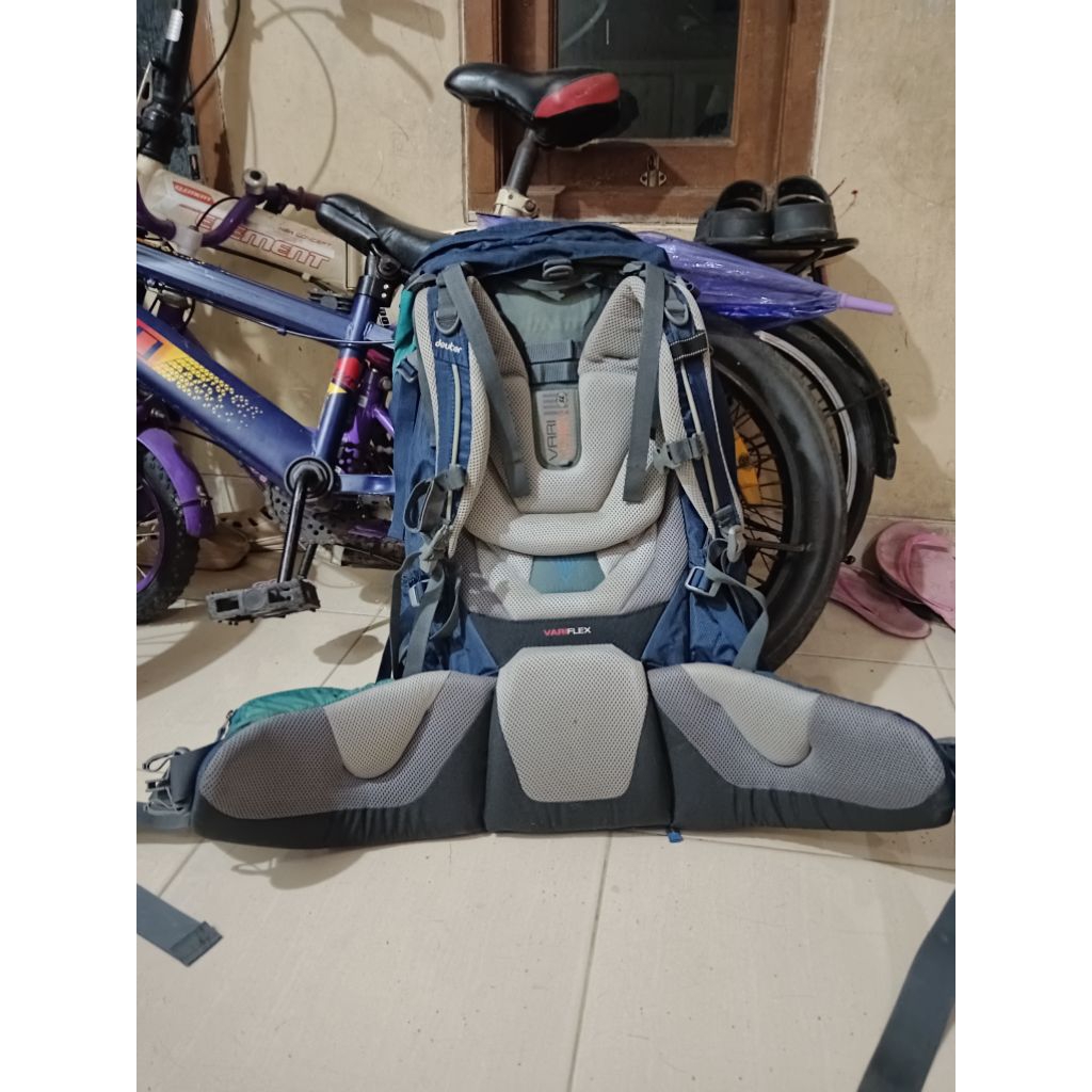 Carier Deuter seri old