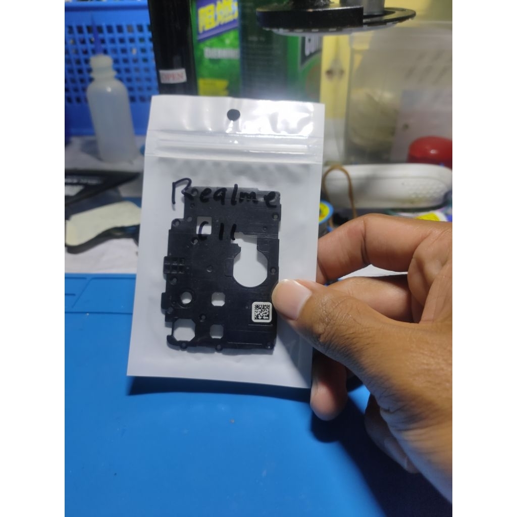 tutup mesin realme c11