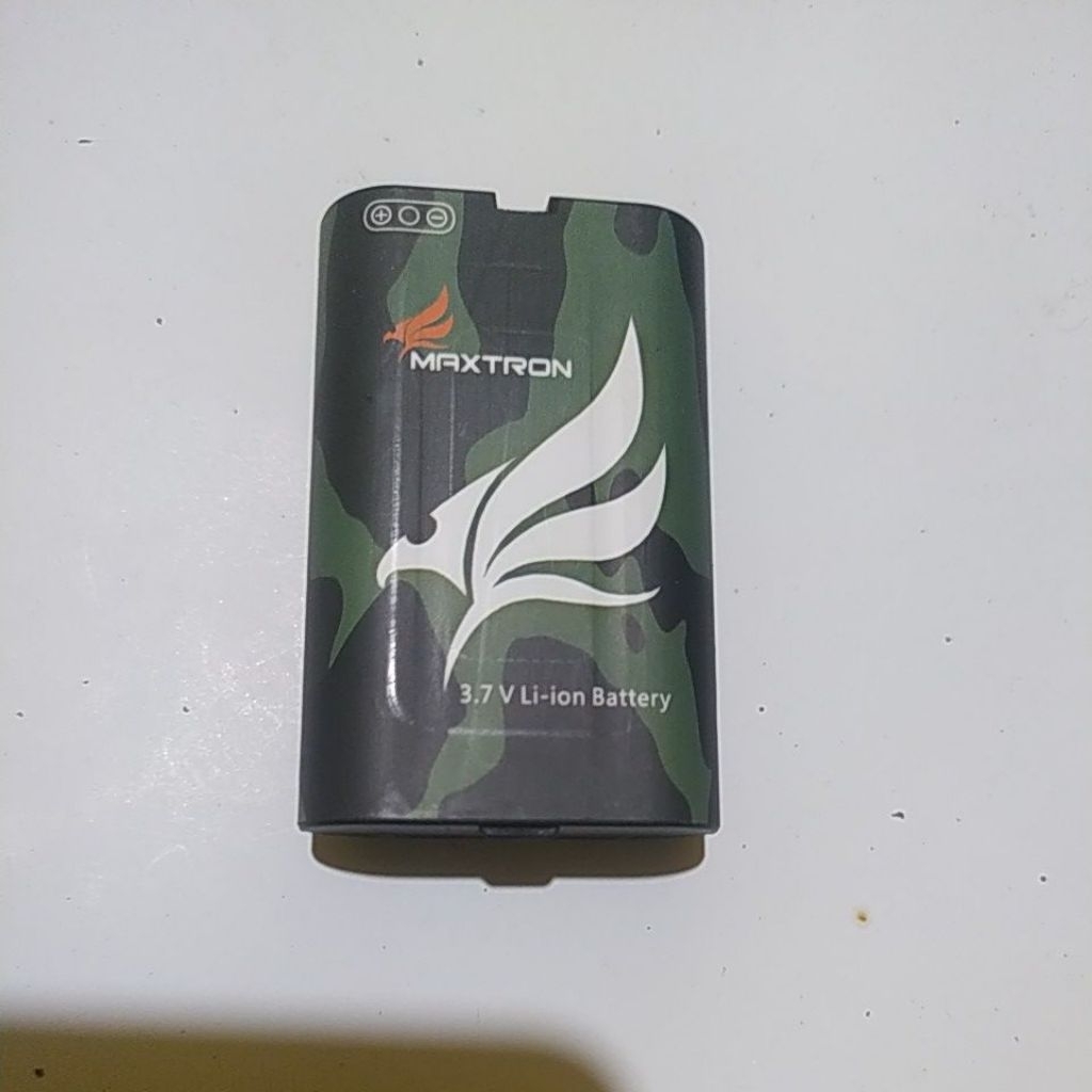 maxtron p12i
