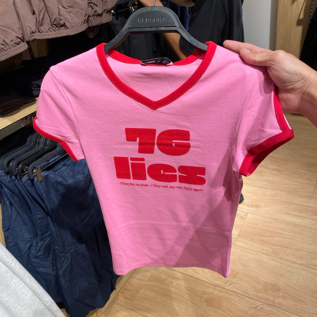 Jastip. Tshirt Crop Bershka (Women)