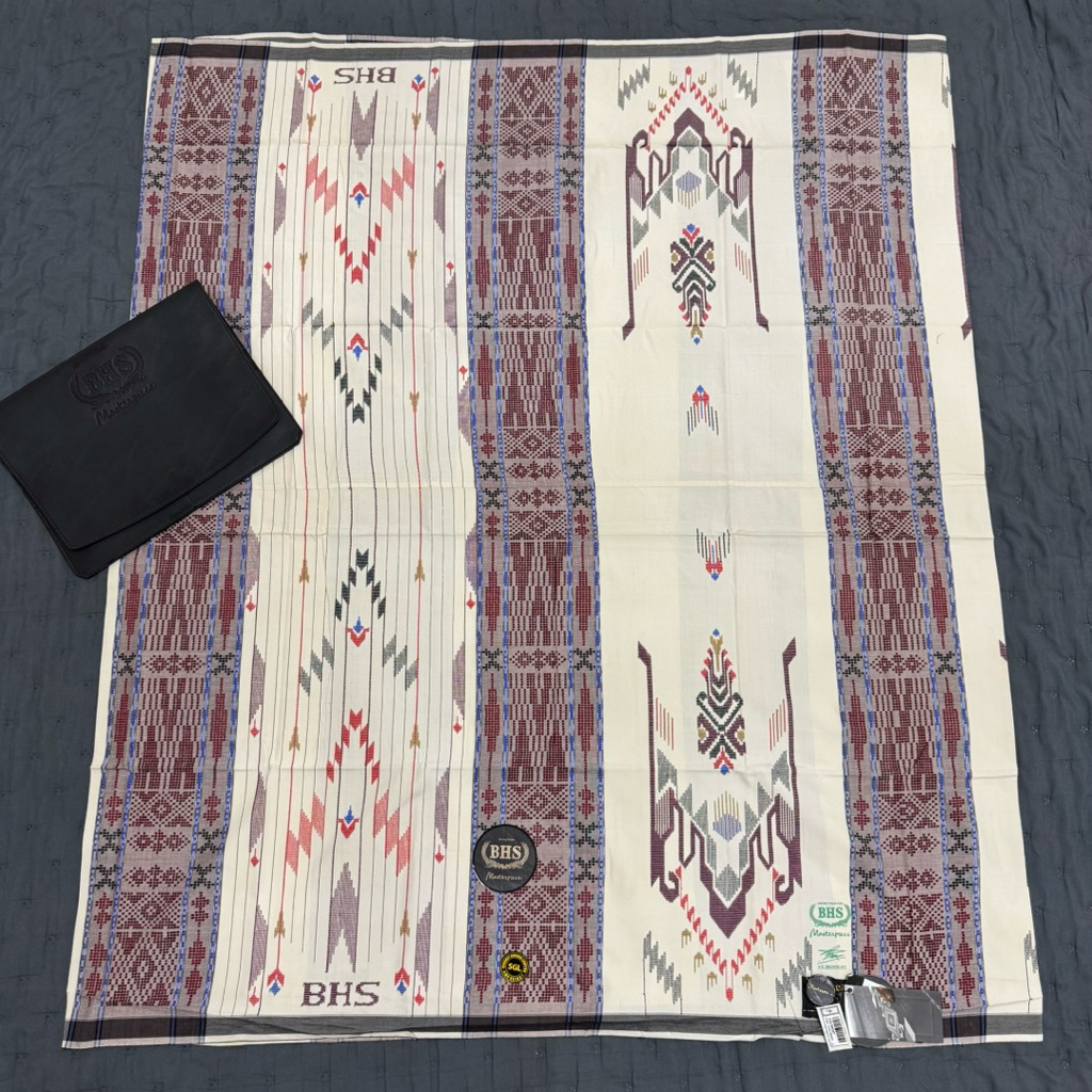 sarung BHS masterpiece SGL Lawas Sutra 50 % Warna Putih Limited Edition
