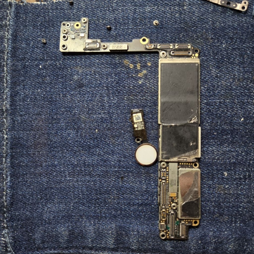 bahan mesin iphone 8 plus 64gb gold minus baca deskripsi