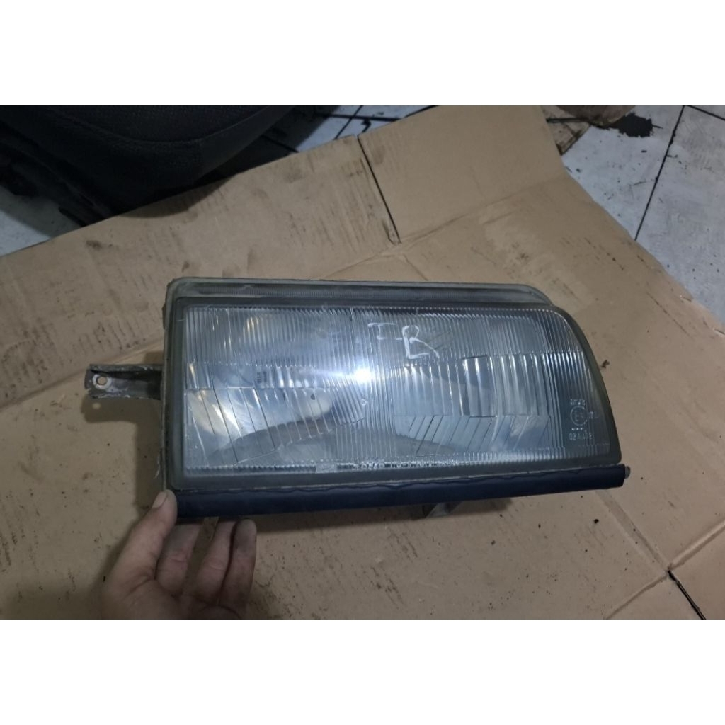 head lamp headlamp lampu depan bagian kanan charade classy winner g102 cx g100 88-96