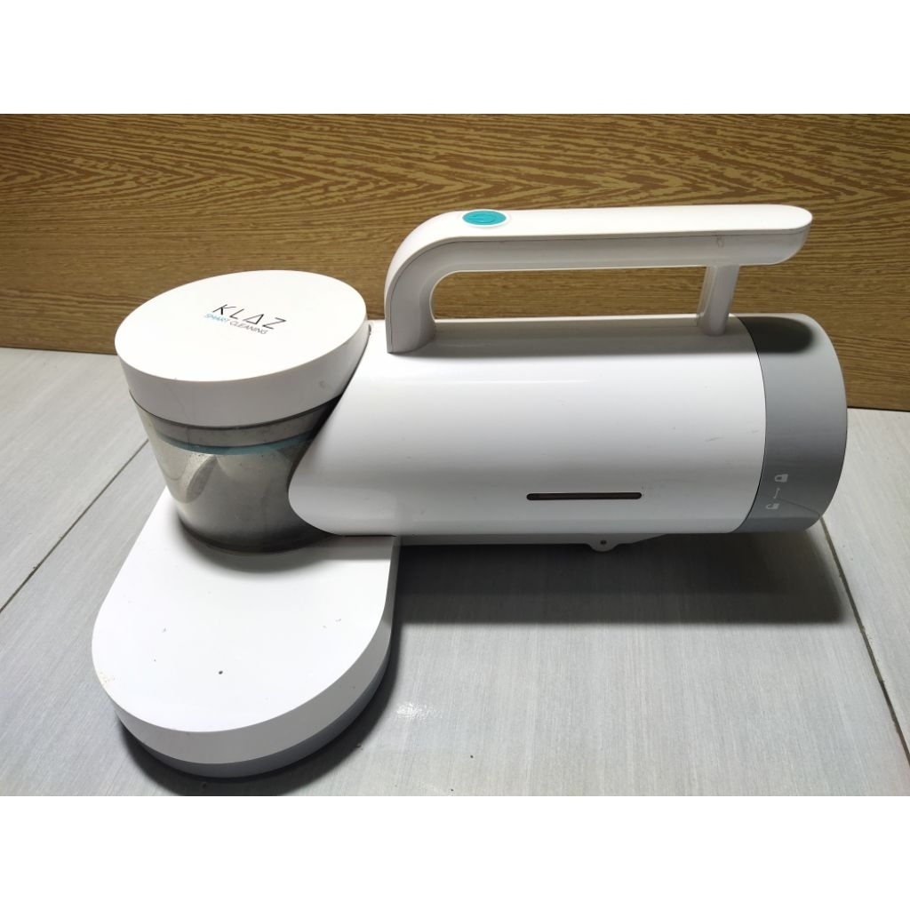 Klaz penghisap debu & pembasmi tungau cordless UV vacum cleaner