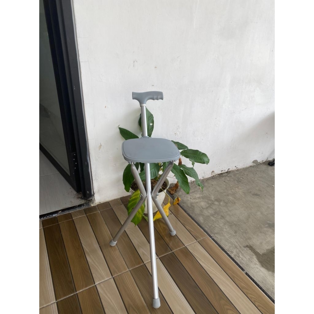 Tongkat + Kursi Lipat Onemed