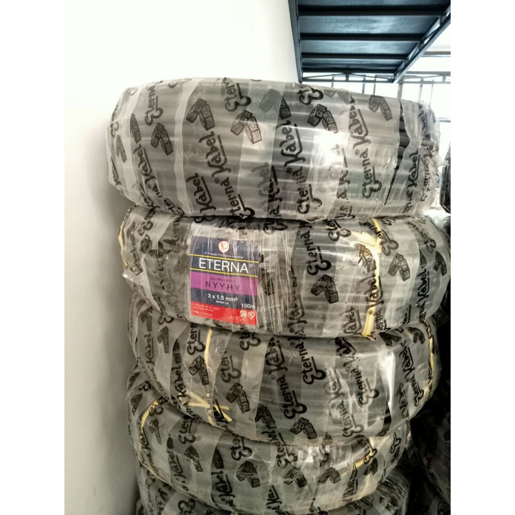 Kabel Listrik Serabut NYYHY Eterna 3x1,5@100M