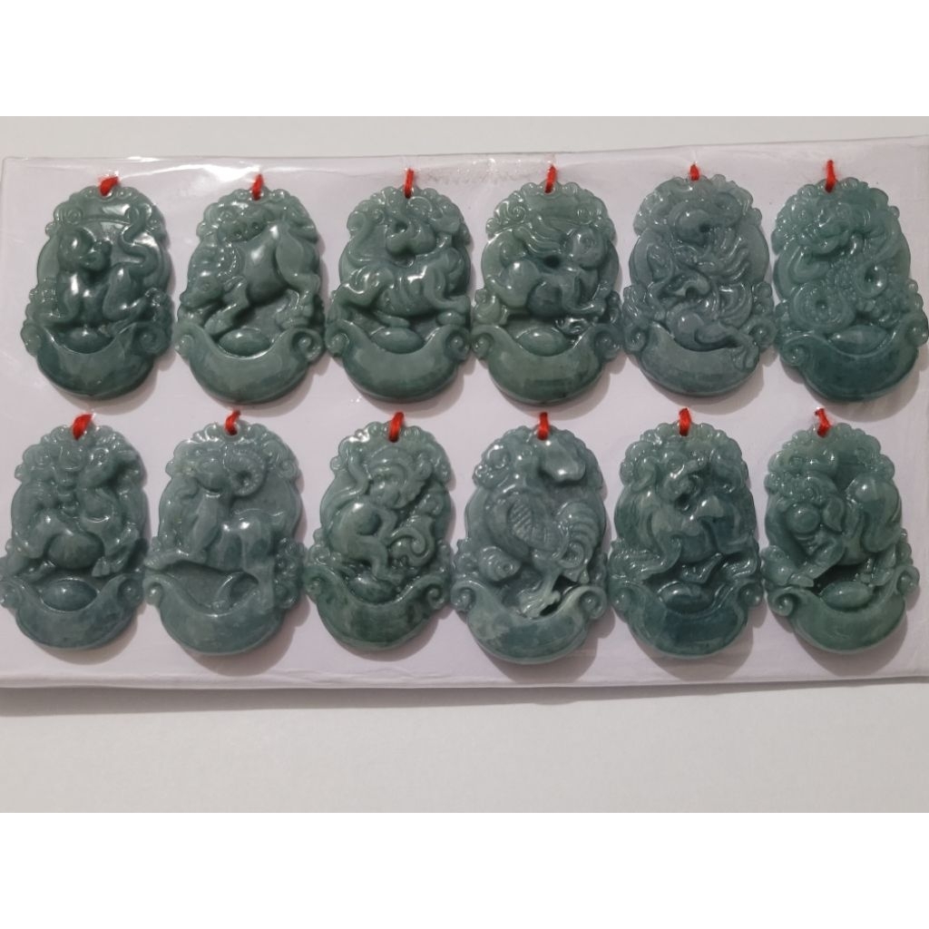 Liontin Giok BWJ carving 12 shio (Jual satuan ataupun keseluruhan)