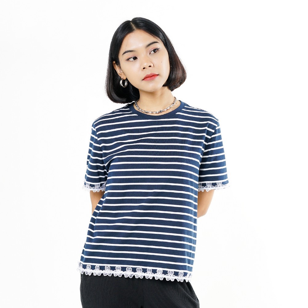 3Second Kaos Garis Wanita Lengan Pendek Boxy Fit Stripe Tee Renda Charlotte HP-C090126